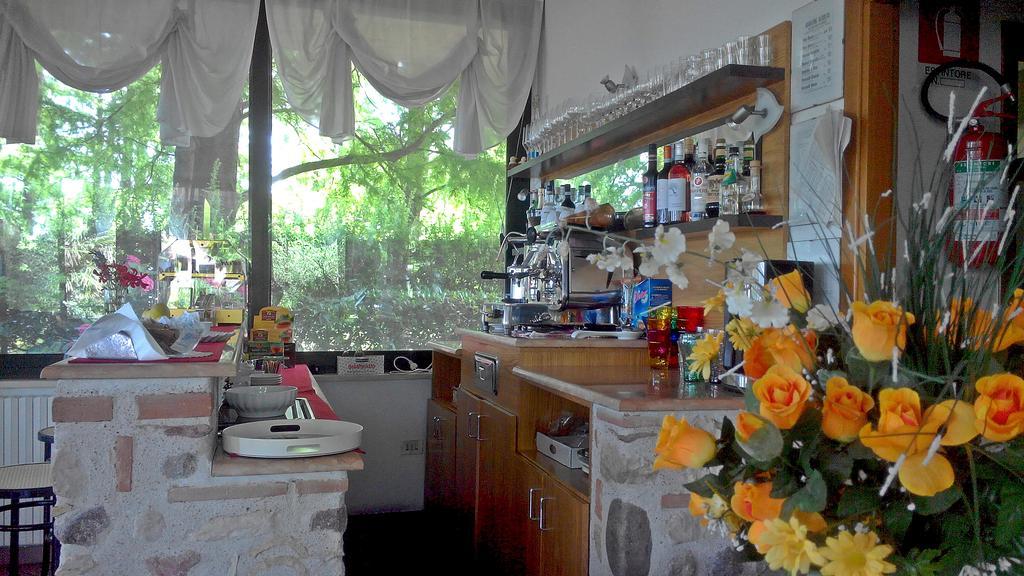 Albergo Il Biancospino Sirmione Buitenkant foto