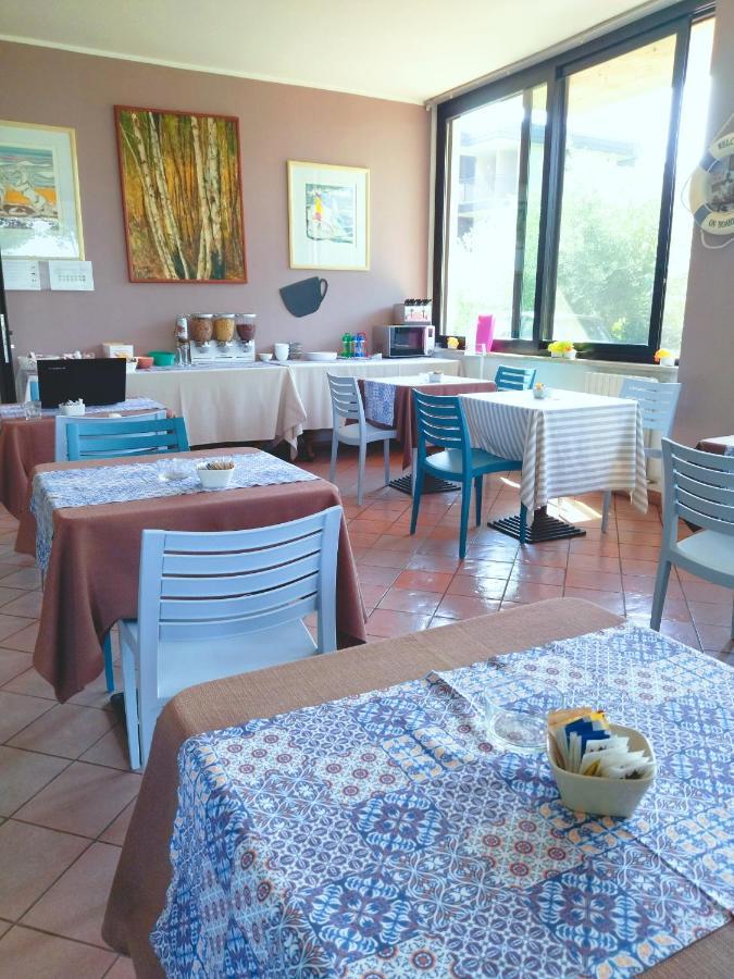 Albergo Il Biancospino Sirmione Buitenkant foto